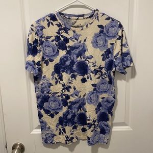 UPSTANDERS 100% Cotton Blue Flowers Tshirt Size S